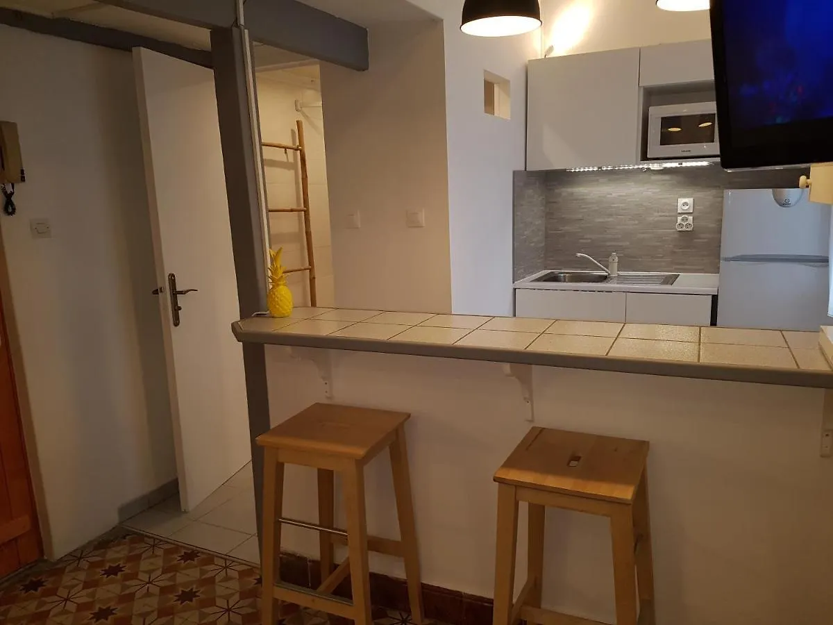 Apartman Charmant Studio Tout Equipe Au Coeur D Avignon Franciaország